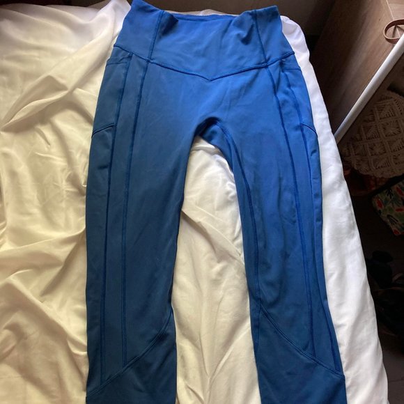 Lululemon All the Right Places Crop II - Picture 4 of 5